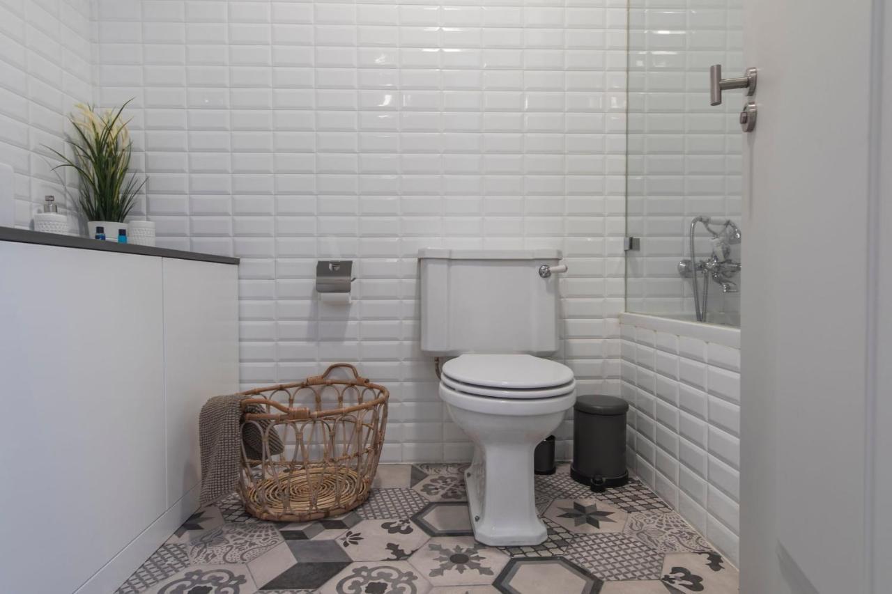 Lovelystay - 3 Bedroom Downtown Wonderwall Lissabon Buitenkant foto