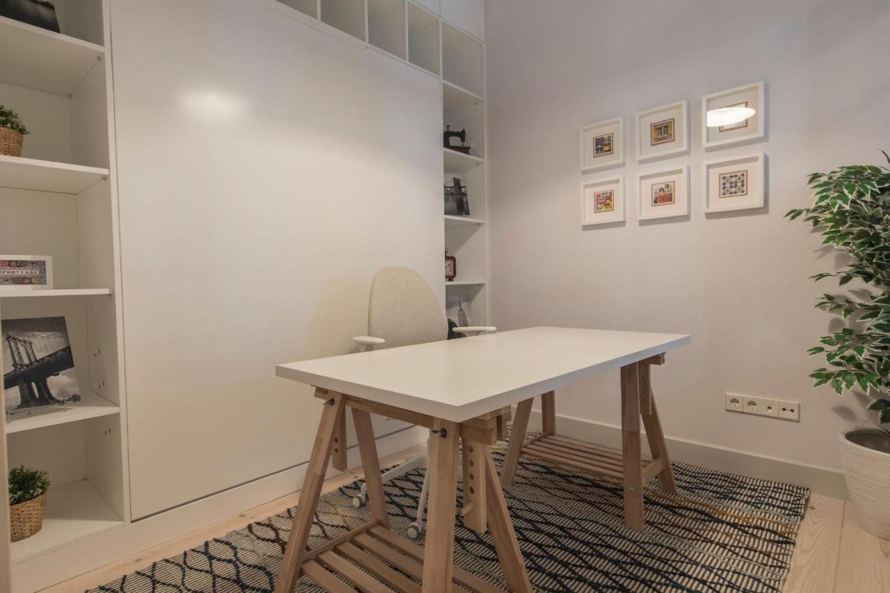 Lovelystay - 3 Bedroom Downtown Wonderwall Lissabon Buitenkant foto