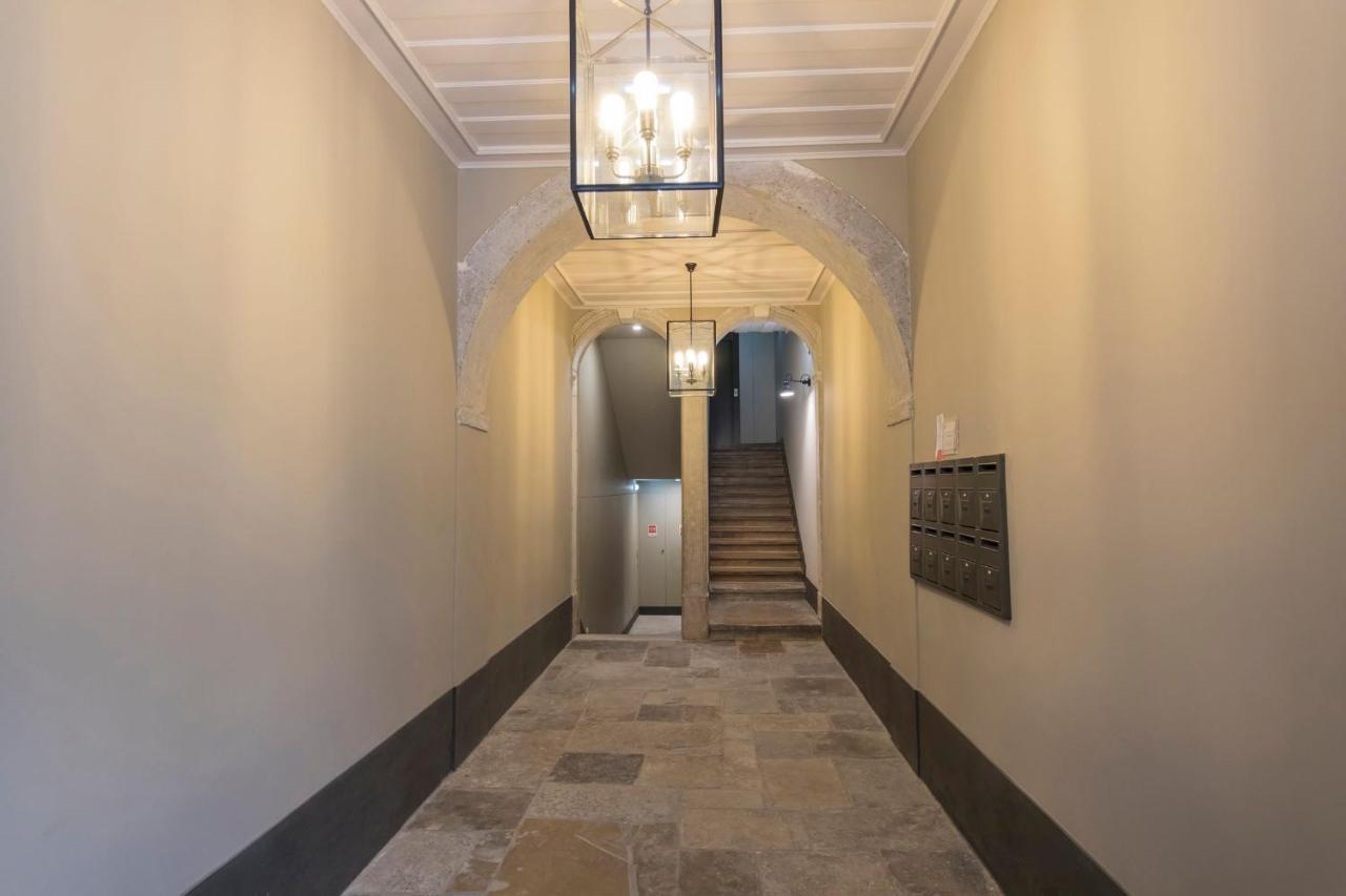 Lovelystay - 3 Bedroom Downtown Wonderwall Lissabon Buitenkant foto